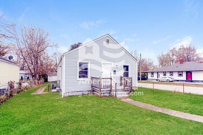 3458 Orchard Ave in Indianapolis, IN - Foto de edificio - Building Photo