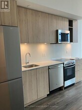 25 Nicholas Ave in Toronto, ON - Building Photo - Building Photo