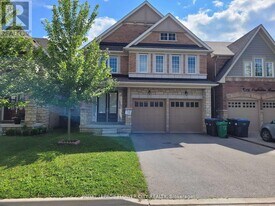 14 Craftsman Rd in Caledon, ON - Building Photo