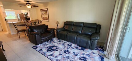 207 Tropic Isle Dr in Delray Beach, FL - Building Photo - Building Photo