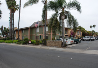 Hawaiian Gardens in Imperial Beach, CA - Building Photo - Building Photo