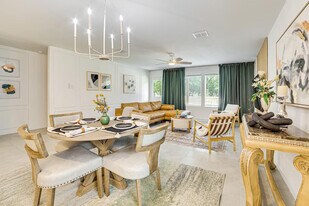 1759 Round House Ln in Dallas, TX - Building Photo