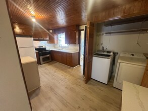 5388 Chapmans Rd in Orefield, PA - Building Photo - Building Photo