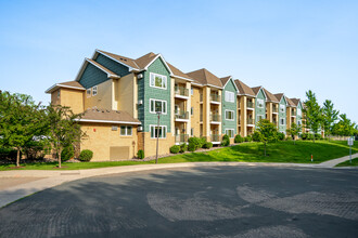 Maple Village Apartments in Maple Grove, MN - Building Photo - Building Photo