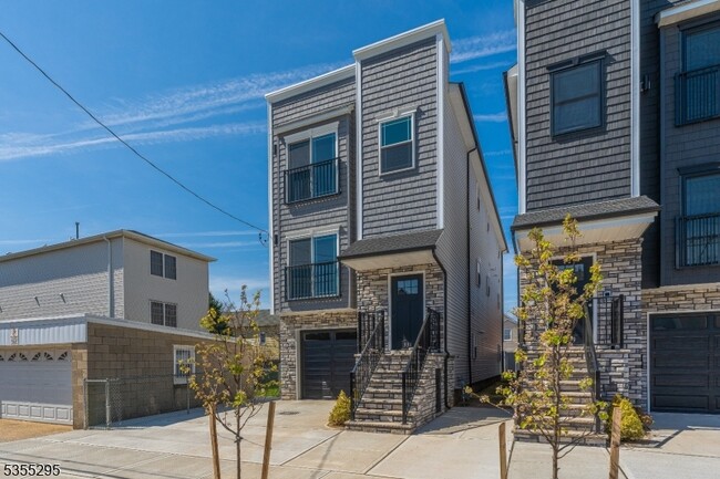 property at 331 High St