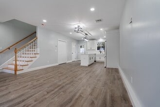 217 Earle St in Fall River, MA - Building Photo - Building Photo