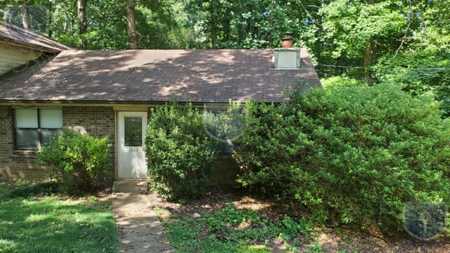 1023 Sourwood Ct in Athens, GA - Building Photo - Building Photo