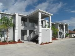 1910 Santa Barbara Blvd in Cape Coral, FL - Building Photo