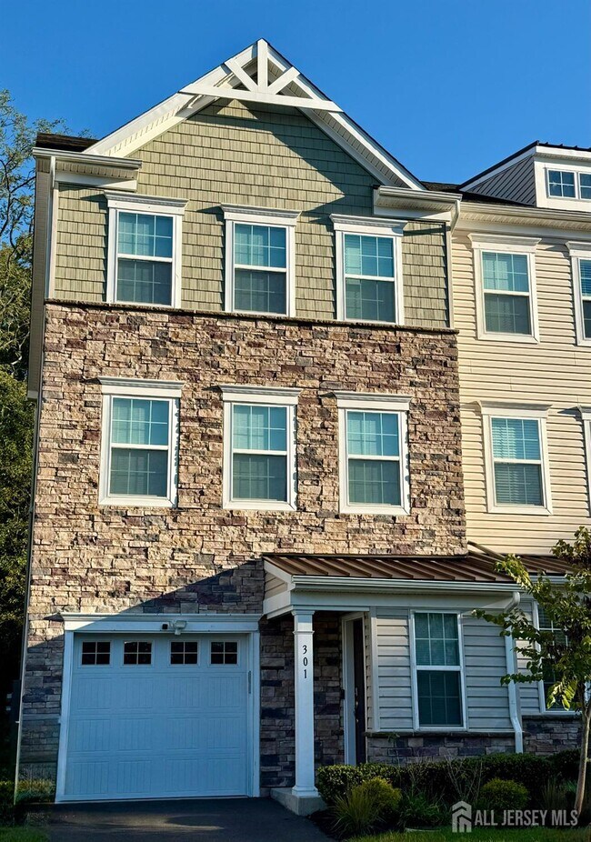301 Matutina Rd in Monroe Township, NJ - Building Photo - Building Photo
