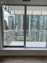 28 Freeland St in Toronto, ON - Building Photo - Building Photo