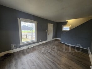 707 Webster St in Waterloo, IA - Building Photo - Building Photo