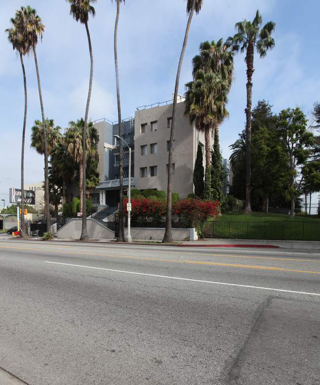 Mariposa in Los Angeles, CA - Foto de edificio - Building Photo