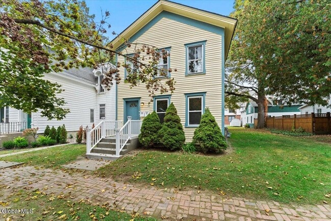property at 53 White St