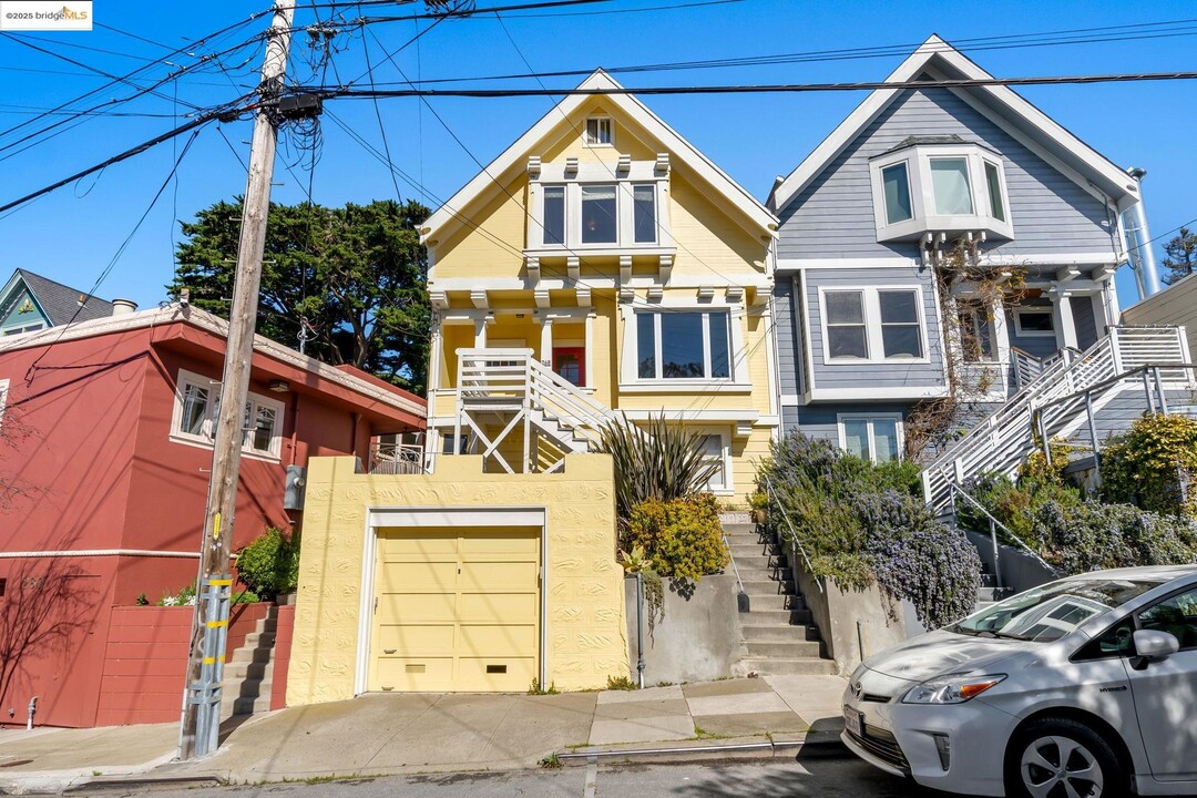 268 Surrey St in San Francisco, CA - Building Photo