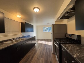 4662 Valley E Blvd in Arcata, CA - Building Photo - Building Photo