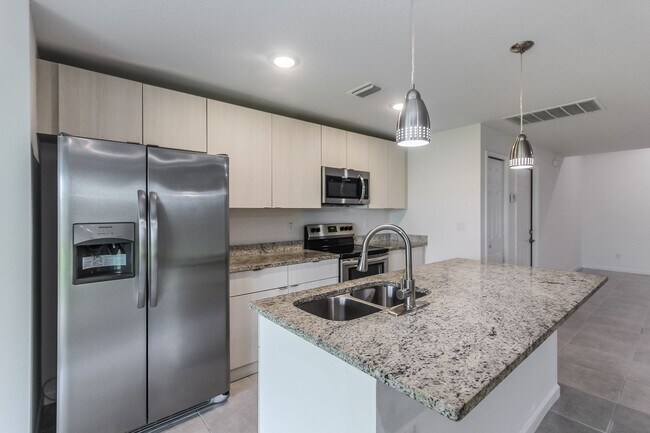 1857 Hazelton St NW in Palm Bay, FL - Building Photo - Building Photo