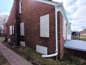 19802 San Juan Dr in Detroit, MI - Building Photo - Building Photo