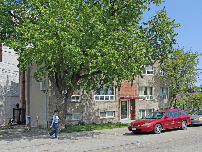 Rose Apartments in Toronto, ON - Building Photo - Building Photo