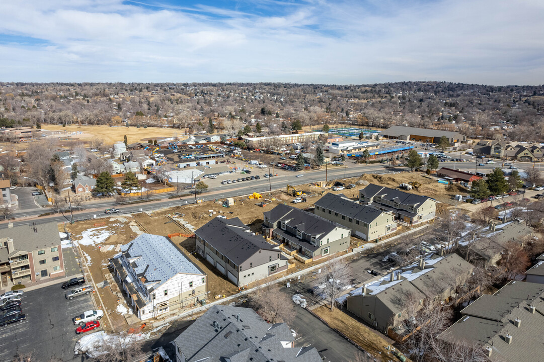 Creekside Homes in Arvada, CO - Building Photo