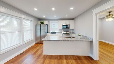 316 S 17th St in Knoxville, TN - Foto de edificio - Building Photo