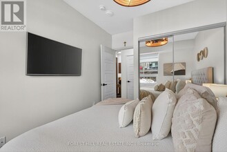 301 Sea Ray Ave in Innisfil, ON - Building Photo - Building Photo