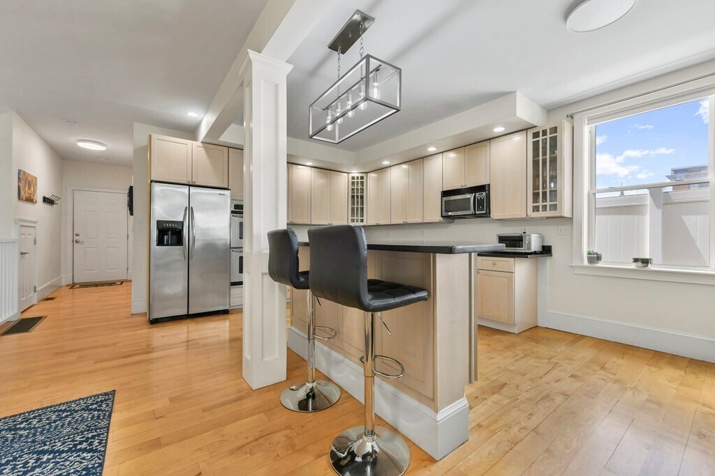714 E 4th St in Boston, MA - Building Photo