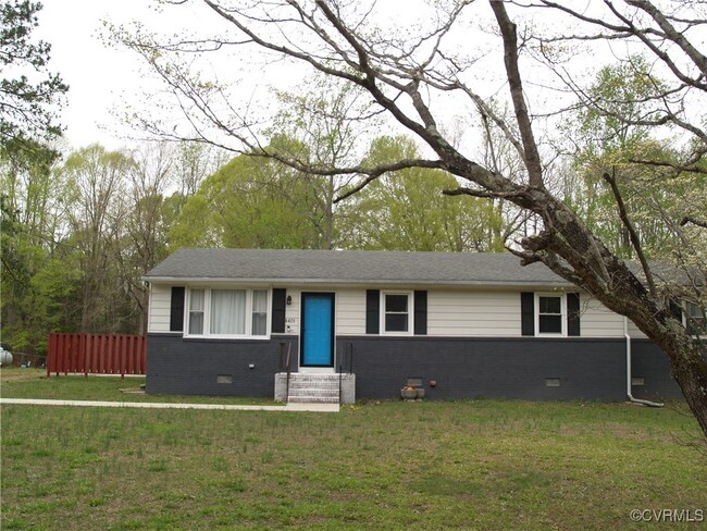 4401 Adkins Rd in Providence Forge, VA - Building Photo - Building Photo