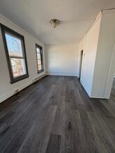 942 Franklin St, Unit 2 in Reading, PA - Building Photo - Building Photo