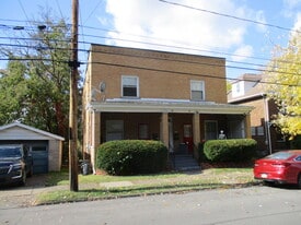1411 Beaver Rd, Unit 2nd Floor Left in Ambridge, PA - Building Photo