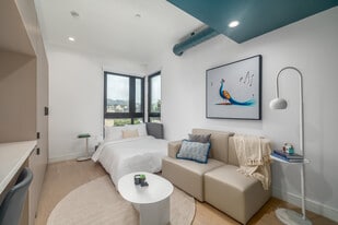 Miles at Highland in Los Angeles, CA - Building Photo