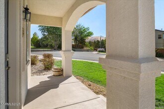 2220 Signa Dr in Sparks, NV - Building Photo - Building Photo