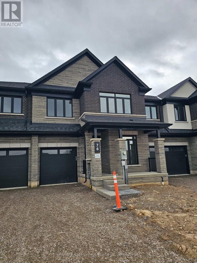 property at 76 Vly Trl Pl