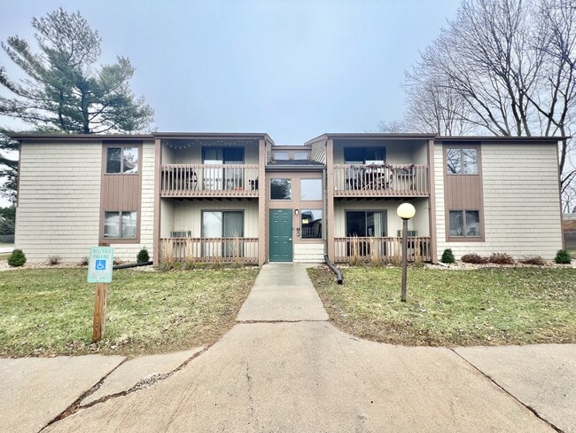 property at 1913 Alden Rd