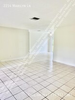 2214 Marilyn Ln in Ft. Myers, FL - Building Photo - Building Photo