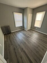371 Dickinson St in Springfield, MA - Building Photo - Building Photo