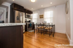30 Clay St, Unit 3 in Cambridge, MA - Building Photo
