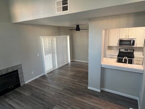 267 Tamarisk Cir in Suisun City, CA - Foto de edificio - Building Photo