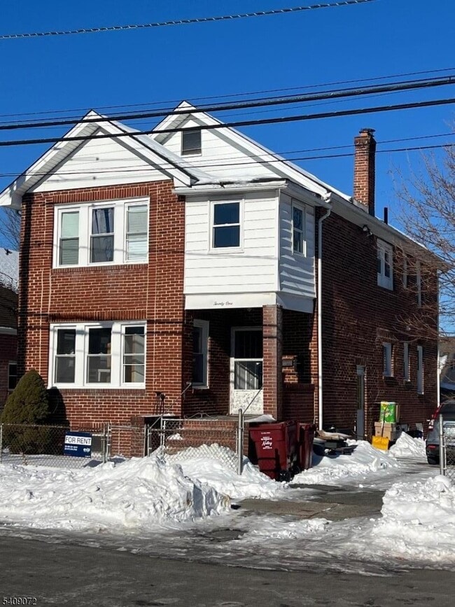 21 Brookline Ave in Nutley, NJ - Building Photo - Building Photo