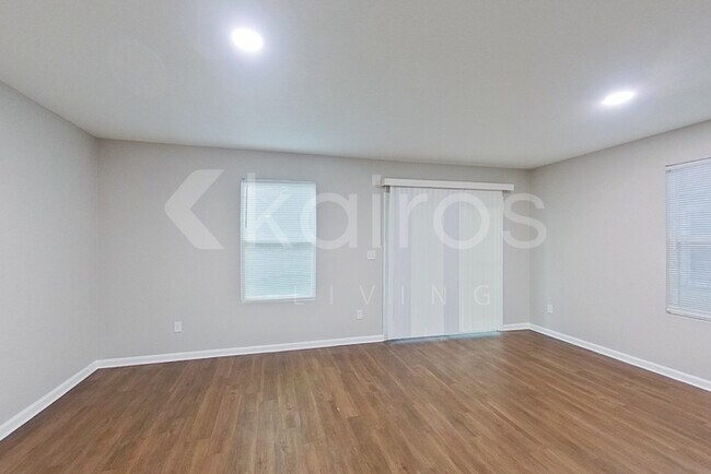 1335 Mull St in Jacksonville, FL - Building Photo - Building Photo