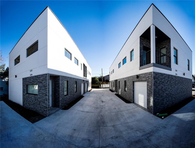 330 31st Ave N in St. Petersburg, FL - Building Photo - Building Photo