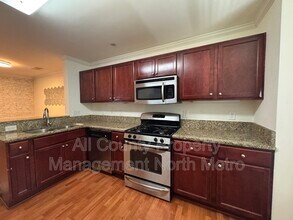 3900 Riverlook Pkwy SE in Marietta, GA - Foto de edificio - Building Photo