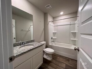 23904 Songbird Dr in Daphne, AL - Building Photo - Building Photo