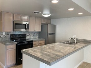 3416 N 44th St in Phoenix, AZ - Foto de edificio - Building Photo