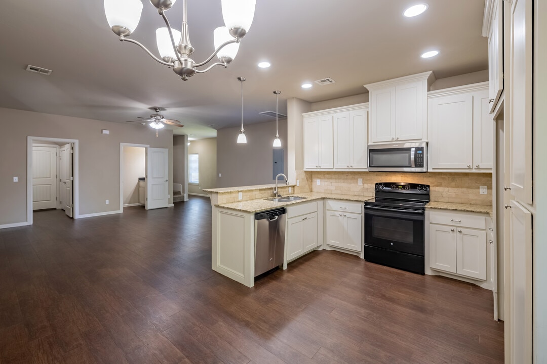 The Commons at Greenlea Chase in Oklahoma City, OK - Foto de edificio