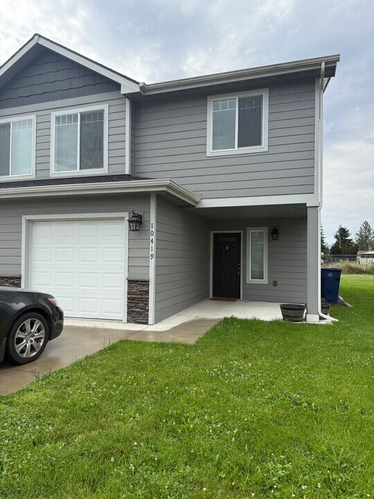 10419-10421 E Maxwell Ave in Spokane Valley, WA - Building Photo
