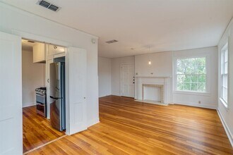 1609 Sunset Ln in Austin, TX - Building Photo - Building Photo