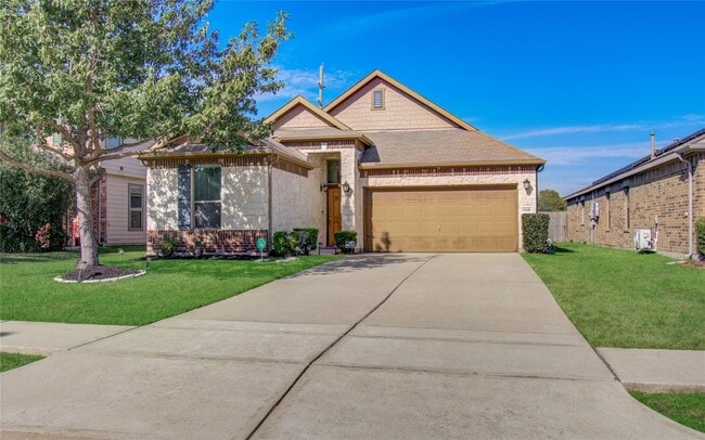 property at 18610 Lantern Walk Ln