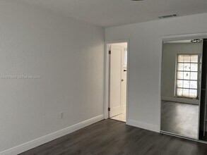 11620 NW 31st Pl in Sunrise, FL - Building Photo - Building Photo