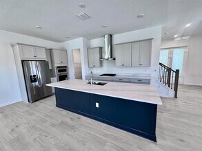 2480 Celebration Blvd in Kissimmee, FL - Building Photo - Building Photo