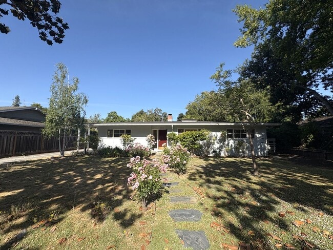 property at 880 Newell Rd